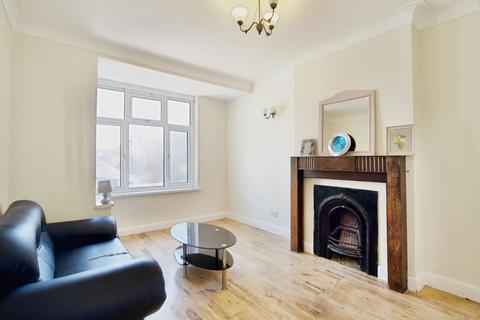 3 bedroom end of terrace house for sale, Bath Road, Forest Gate, London, E7