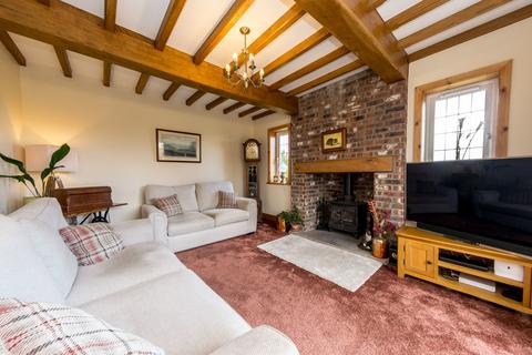 3 bedroom cottage for sale, Exley Gate, Denby Dale, Huddersfield, HD8