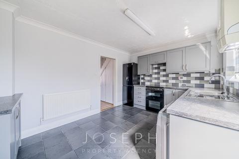 2 bedroom terraced house for sale, Woodbridge Road, Ipswich, IP4