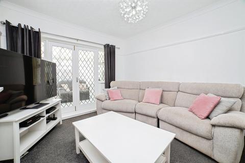 2 bedroom detached bungalow for sale, Lodge Lane, Derby DE21