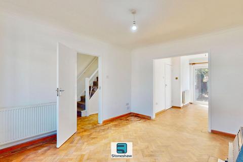 3 bedroom end of terrace house for sale, Cambeys Road, Dagenham, RM10