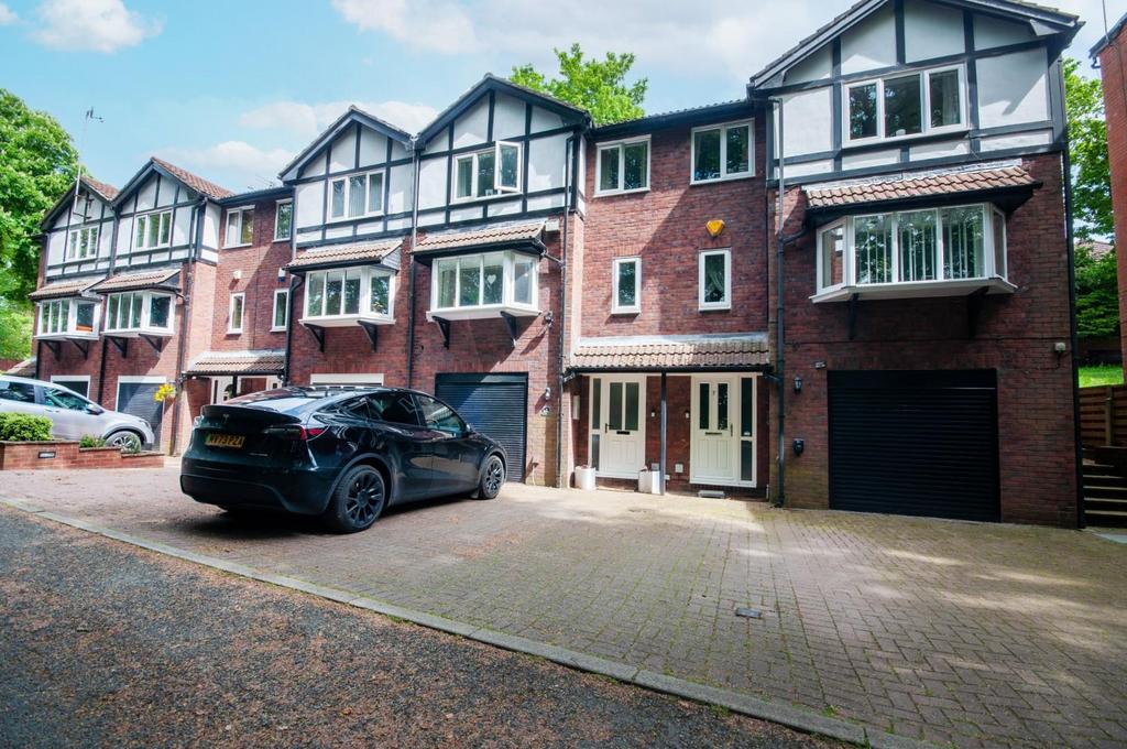 4 bedroom townhouse for sale