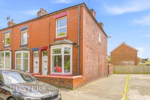 3 bedroom end of terrace house for sale, Incline Road, Hollinwood, Oldham
