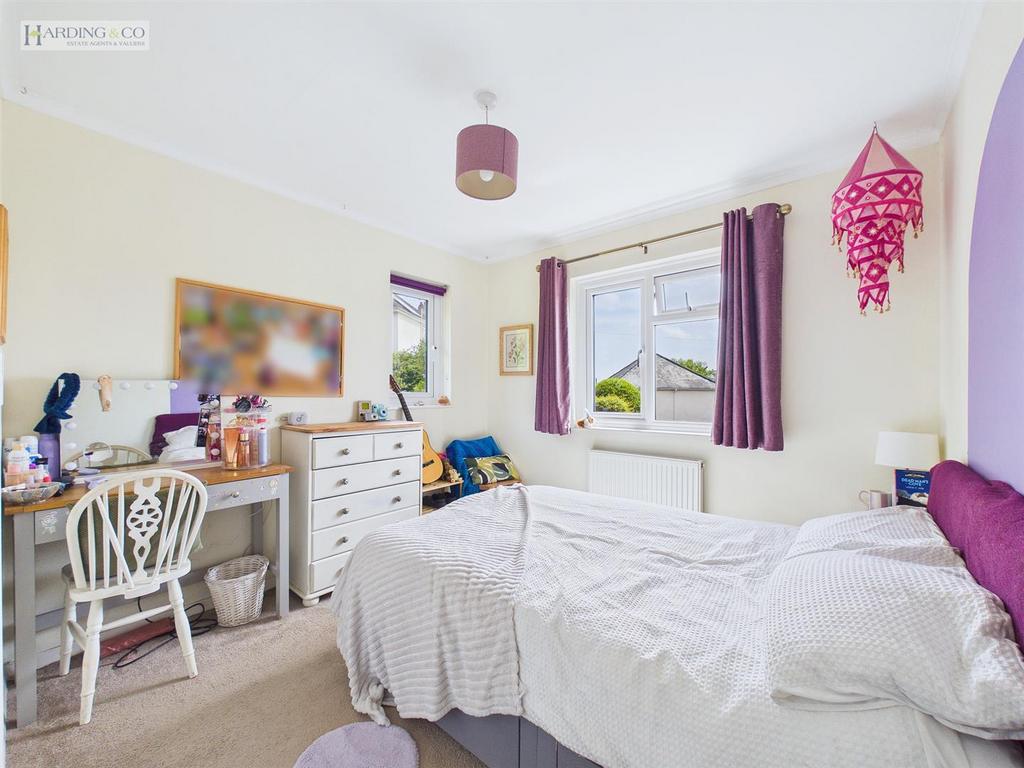 Bedroom 4.jpg