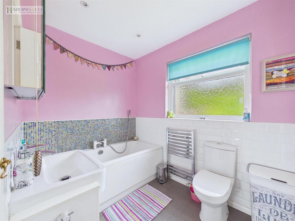 Bathrooms (2).jpg