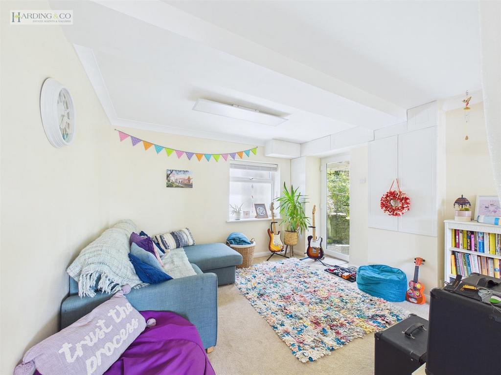 Sitting room.jpg