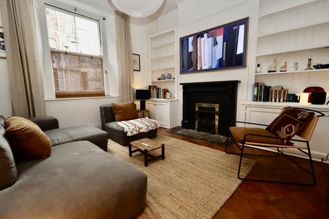 3 bedroom terraced house for sale, Market Place, Wells
