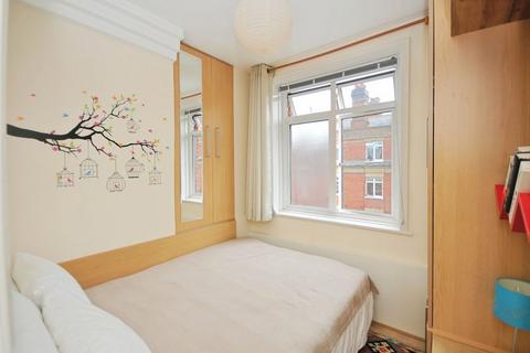 1 bedroom flat for sale, Peabody Buildings, Rosendale Road, Herne Hill, London, SE24