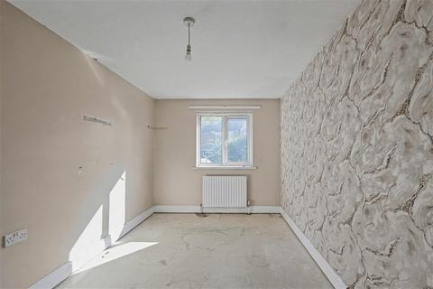 3 bedroom terraced house for sale, Meadowsweet Way, PORTSMOUTH