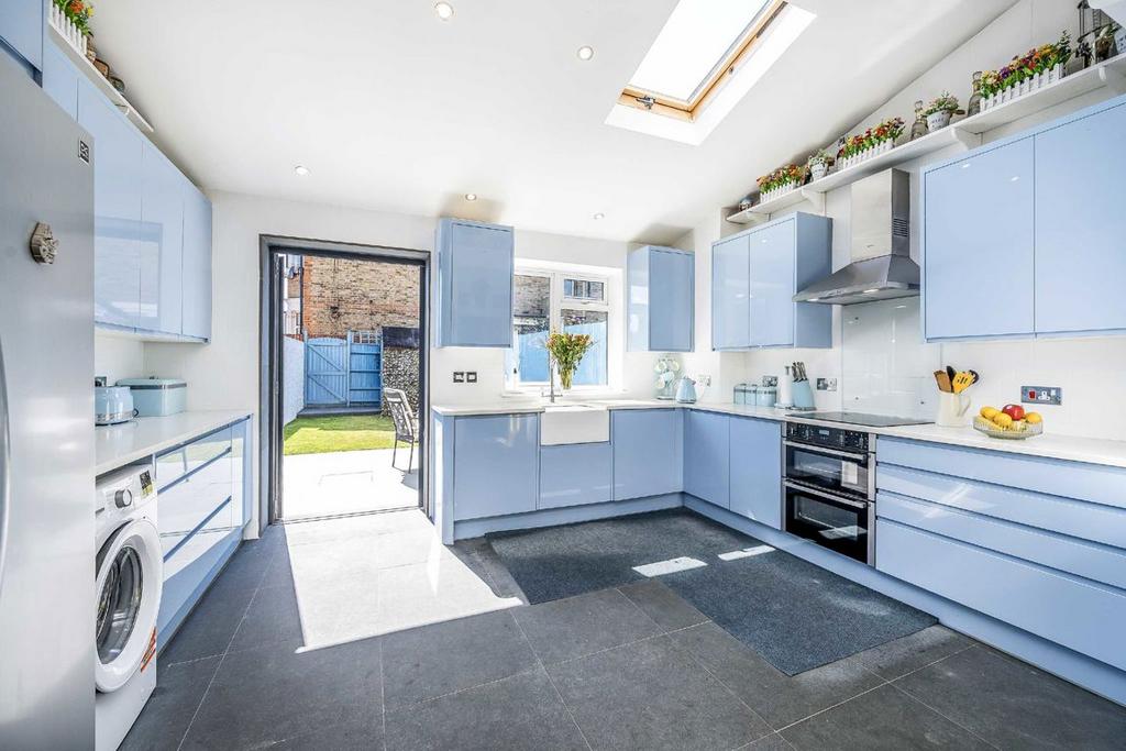 Kitchen, open plan living