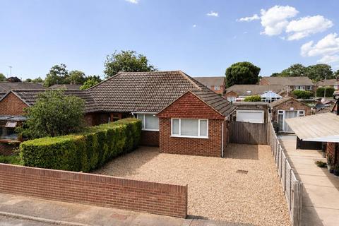 2 bedroom semi-detached house for sale, Yeomans Close, Farnborough GU14