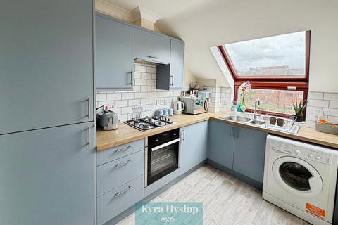 2 bedroom flat for sale, Old Mill Close, Exeter EX2