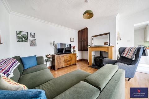 4 bedroom semi-detached house for sale, Station Road, Woburn Sands, Milton Keynes, Bedfordshire, MK17