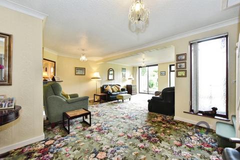 2 bedroom bungalow for sale, Rochdale Road, Oldham OL2
