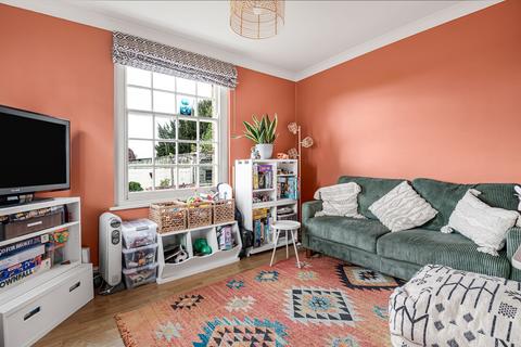 3 bedroom detached house to rent, Osborne House Farm, Hawkshead Road, Potters Bar, EN6