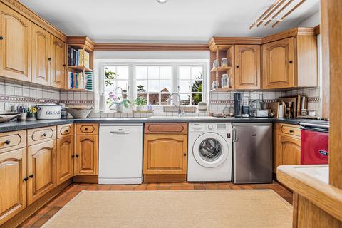 3 bedroom detached house to rent, Osborne House Farm, Hawkshead Road, Potters Bar, EN6