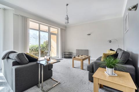 2 bedroom apartment for sale, Moriconium Quay, Lake Avenue, Poole
