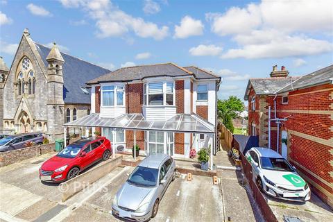 2 bedroom maisonette for sale, 63 Station Avenue, Sandown PO36
