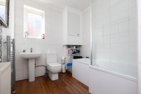 3 bedroom flat for sale, 3 Adeline Road, Bournemouth, Dorset, BH5 1EE