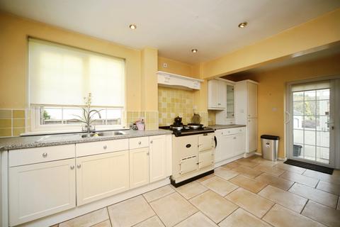 2 bedroom detached bungalow for sale, Spearcey Lane, Trull, Taunton