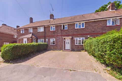 Lye Copse Avenue, Farnborough, Hampshire, GU14
