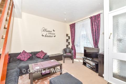 2 bedroom terraced house for sale, Talbot Road, Southsea PO4