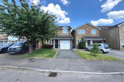 Detached house - Mary Rose Avenue, Churchdown, GL3