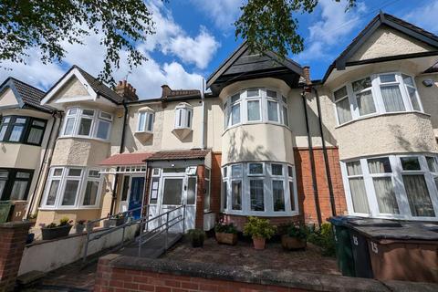 4 bedroom house for sale, Forest View Road, London