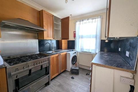 4 bedroom house for sale, Forest View Road, London