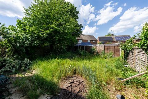 3 bedroom link detached house for sale, Knights Court, Northampton NN3
