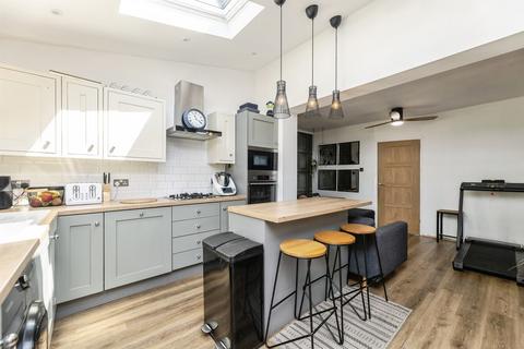 5 bedroom terraced house for sale, Acre Grove, Leeds