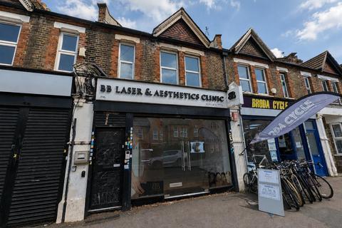 undefined, Forest Road, London