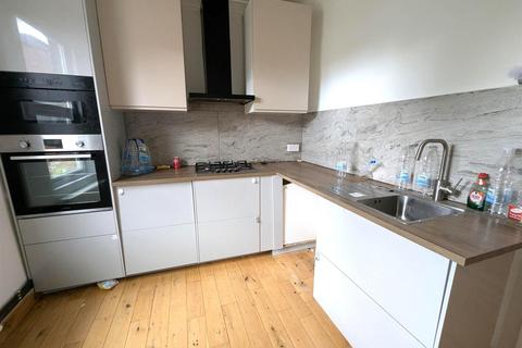 undefined, Forest Road, London