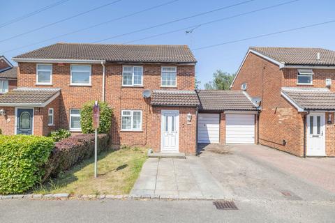 3 bedroom semi-detached house for sale, Huntswood, Ashford, Kent, TN23
