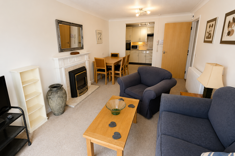 2 bedroom flat for sale, London Road, Stoneygate, LE2
