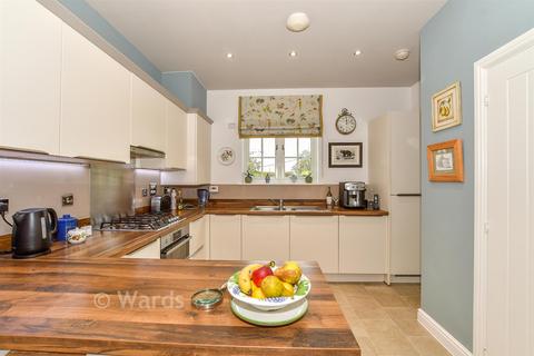 4 bedroom detached house for sale, Three Fields Road, Tenterden, Kent
