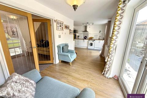 3 bedroom detached house for sale, Cowley Green, Wombwell, Barnsley