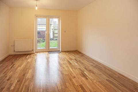 2 bedroom end of terrace house for sale, Poole Road, Malmesbury, SN16