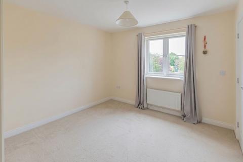 2 bedroom end of terrace house for sale, Poole Road, Malmesbury, SN16