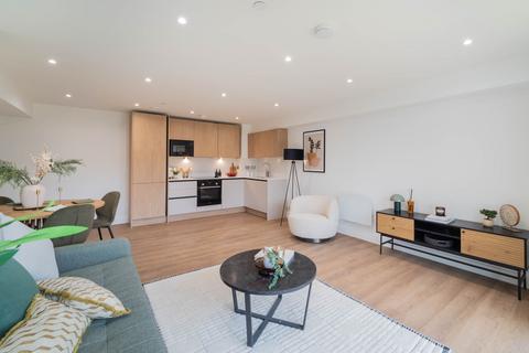 2 bedroom flat for sale, Sale Point, Sale, M33