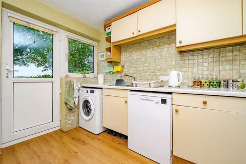 3 bedroom semi-detached house for sale, Caernarvon Close, Hemel Hempstead