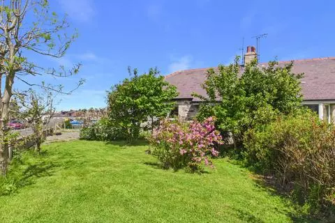 3 bedroom semi-detached bungalow for sale
