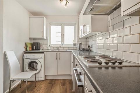 1 bedroom flat for sale, Myers Lane, London SE14