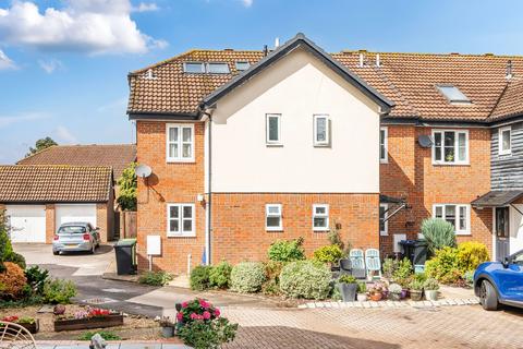 The Murreys, Ashtead KT21
