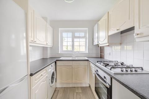 2 bedroom flat for sale, Alexandra Road, Epsom KT17