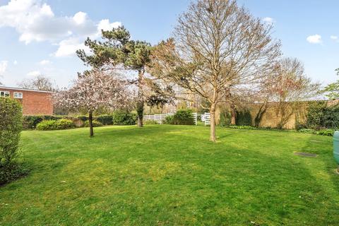 2 bedroom flat for sale, Alexandra Road, Epsom KT17