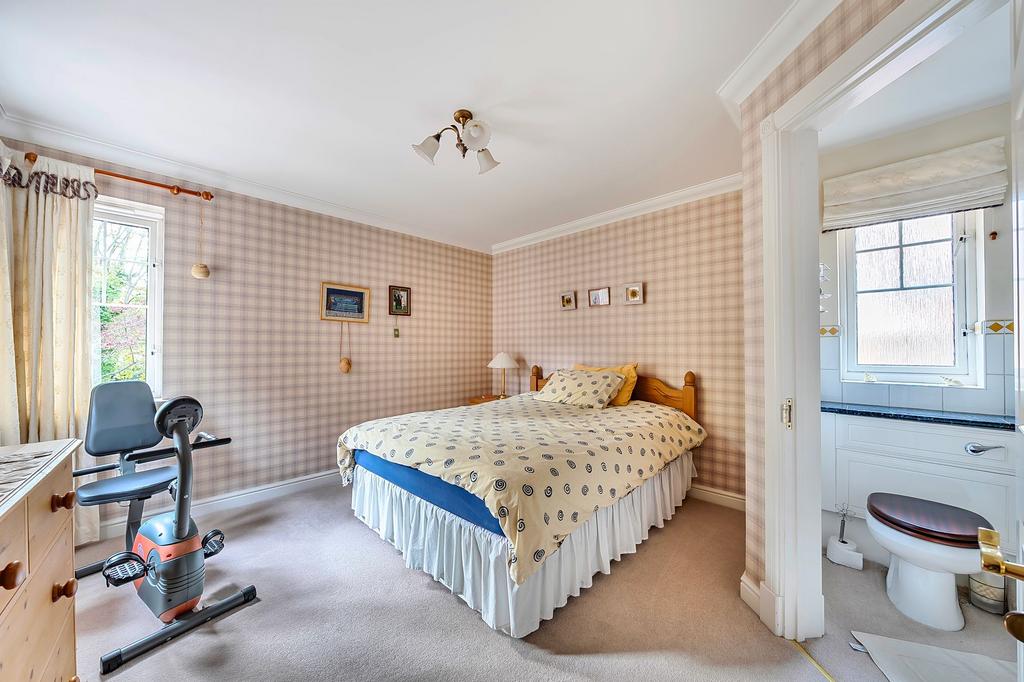 En suite bedroom, en suite