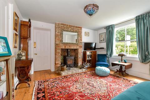 4 bedroom detached house for sale, Clatterford Shute, Newport, Isle of Wight