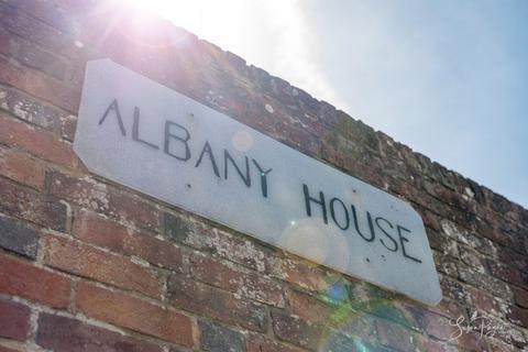 4 bedroom detached house for sale, Forest Road, Newport