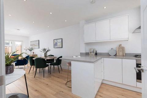 3 bedroom terraced house for sale, Lingfield Road, West Sussex RH19